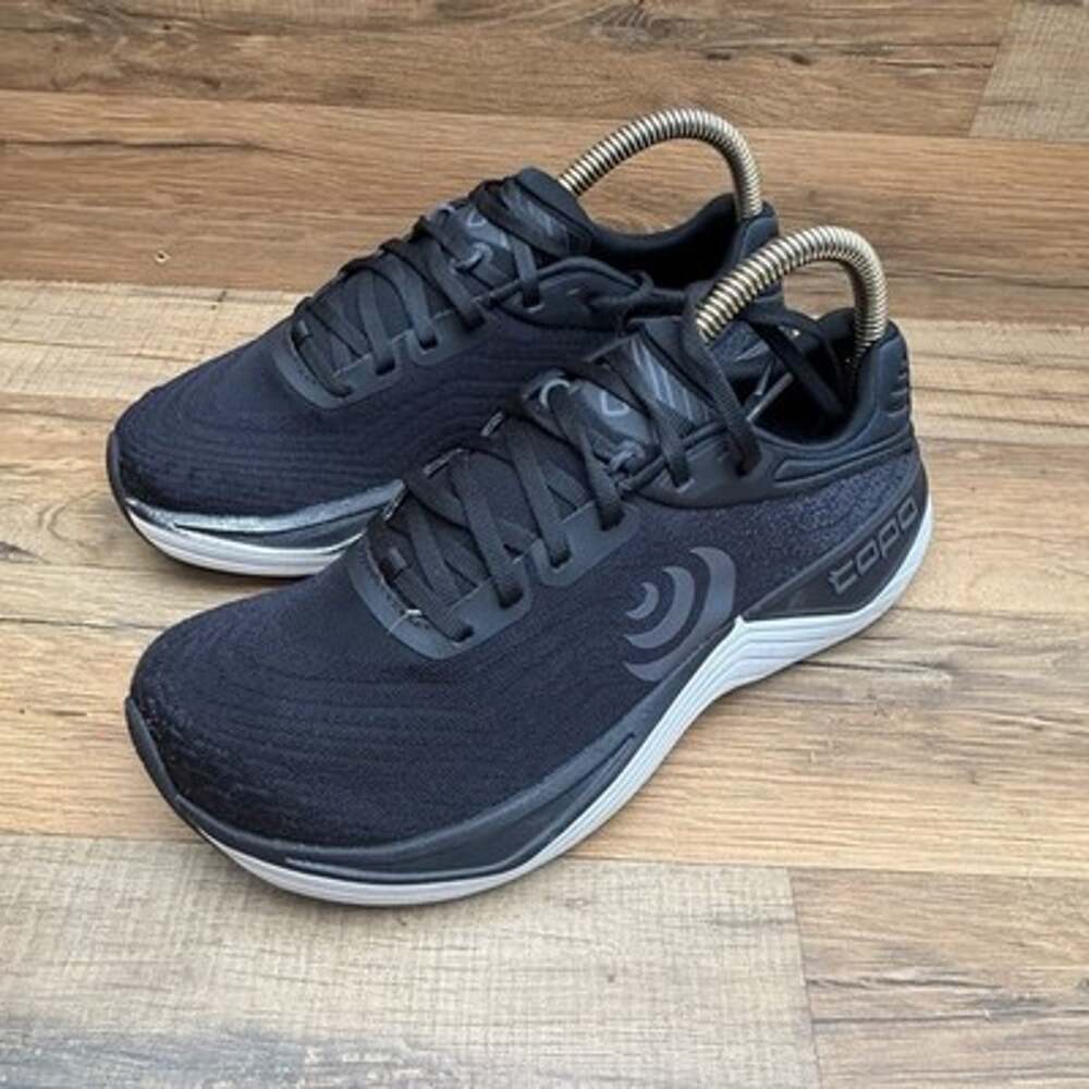Topo Ultrafly 5 Womens Size 6.5 Black Athletic Running Walking Shoes Sneakers